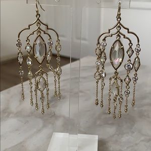 Kendra Scott chandelier earring